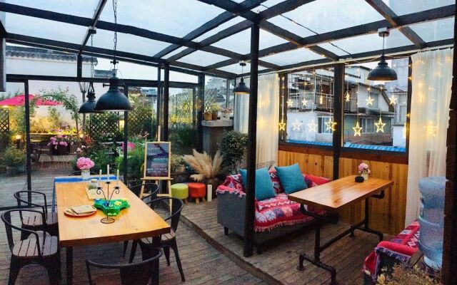 Tunxi Old Street Homestay