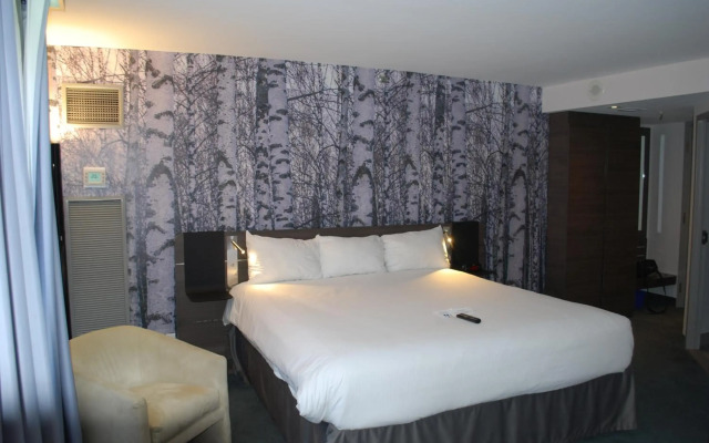 DoubleTree by Hilton Ottawa Downtown