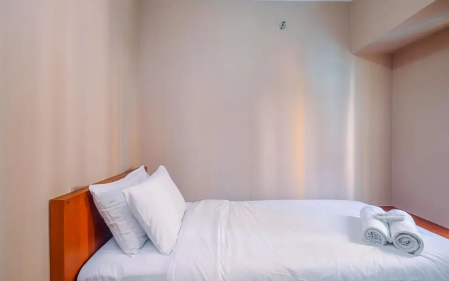 Modern 2BR Apartment for 4 Pax at Springlake Summarecon
