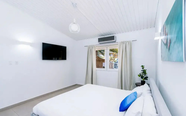 1 MIN Walk 2 Arashi Beach Suite w Roofdeck Pool