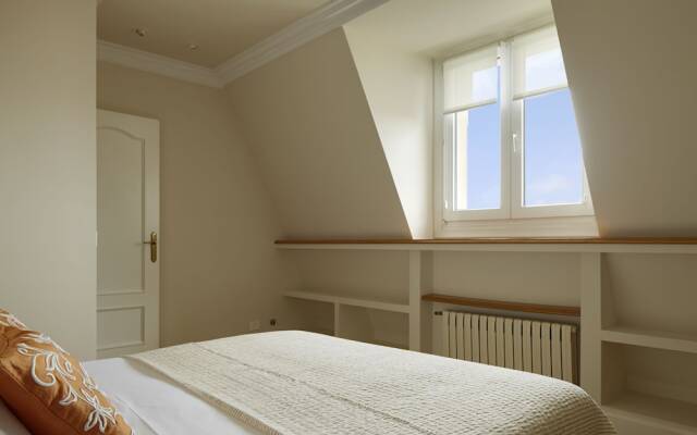 Miramar by FeelFree Rentals