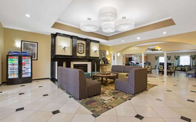 La Quinta Inn & Suites by Wyndham Pearland - Houston South