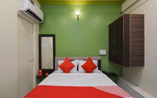 Hotel Nikhil Garden
