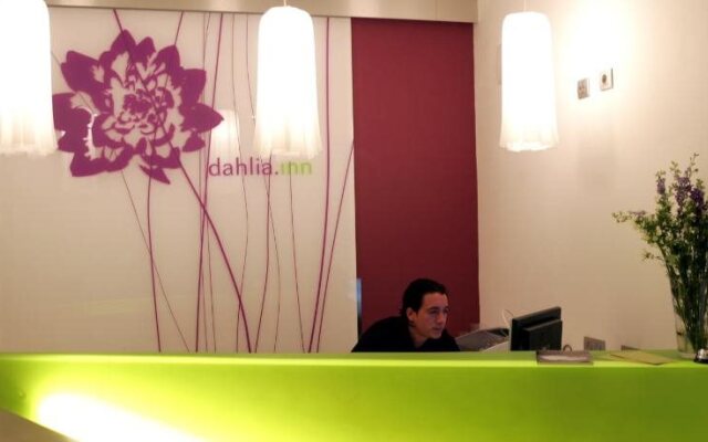 Dahlia Inn