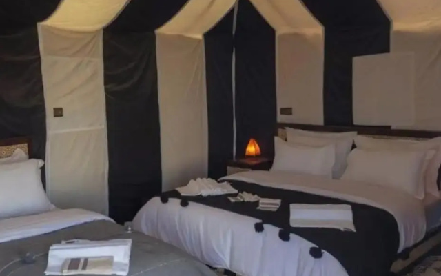 Merzouga white camp