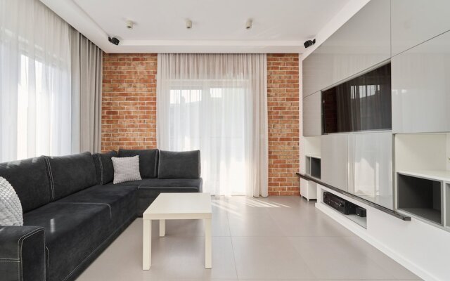 Nowa Papiernia Apartments by Renters