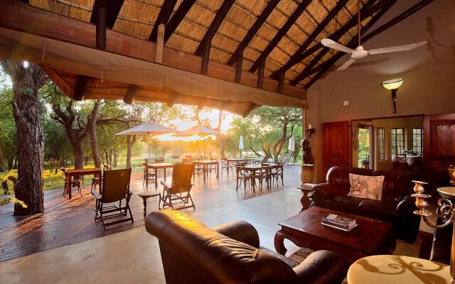 Mvuradona Safari Lodge