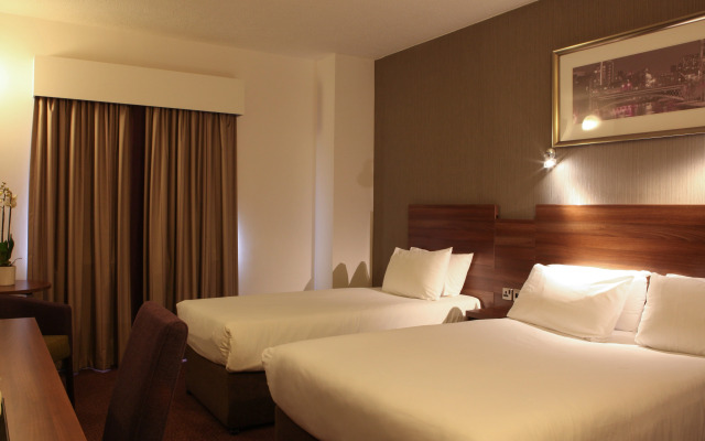 Leonardo Hotel Leeds
