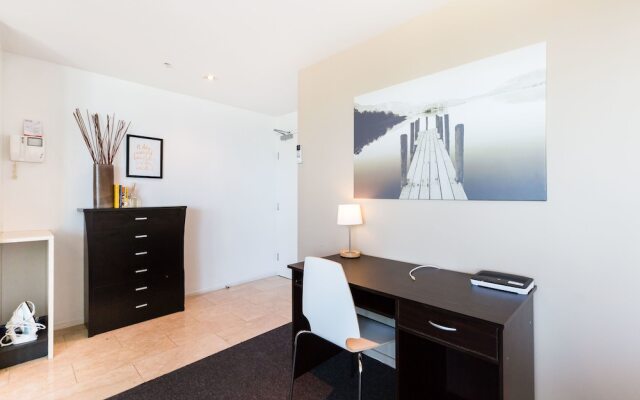 ALLINDA, 1BDR Melbourne Apartment