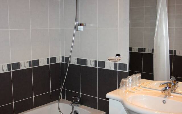 Logis Hôtel du Parc