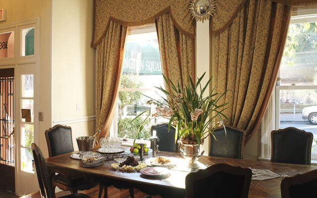 Washington Square Inn