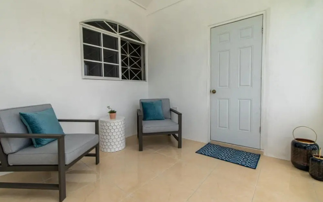 Runaway Bay Gem Suite