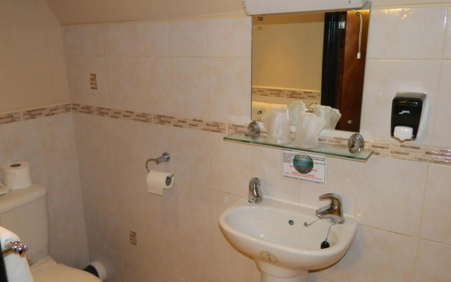 Best Western Cedars Hotel