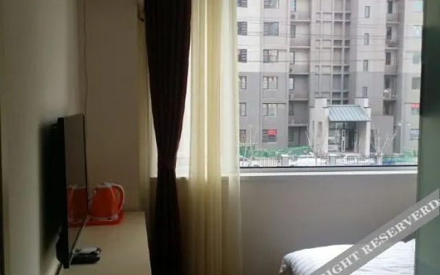 Tianjin Yizhu Express Hotel