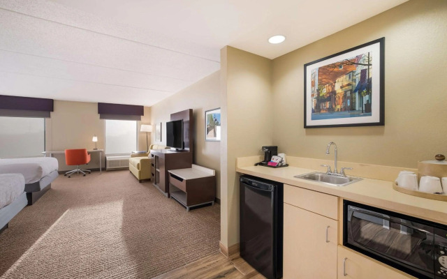 Hampton Inn McHenry
