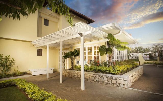 Rooms on the Beach Negril