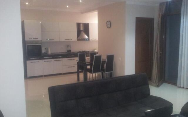 Holiday Home on Ioane Lazi