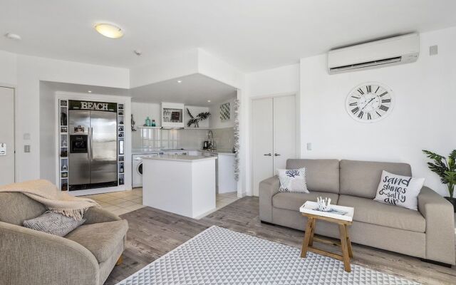 Resort On The Beach 1219/20
