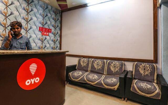 OYO 13775 Sathya Inn
