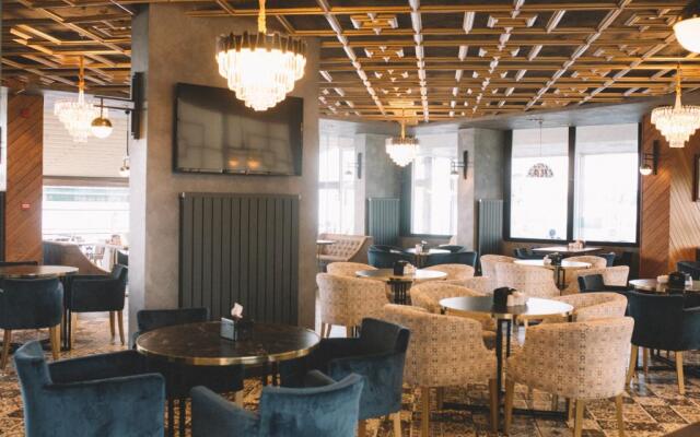 MY Sunset Beach Hotel