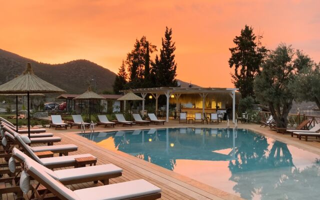 Boho Garden Selimiye