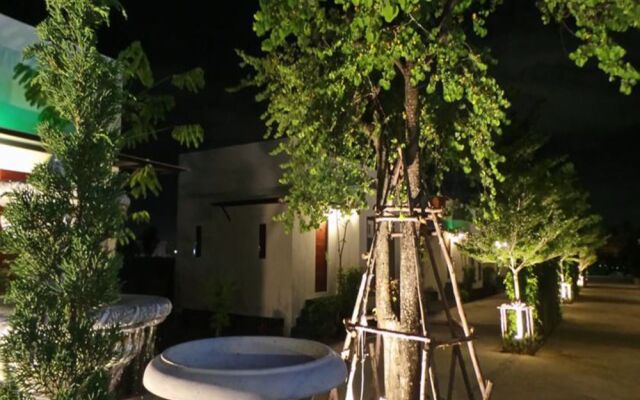 Larena Villa And Resort