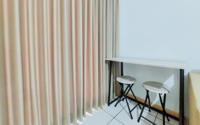 Homey And Modern 2Br Apartment At M-Town Residence