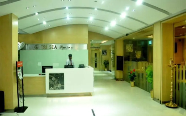 Tri Sea Residency