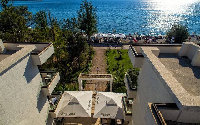 Apartments Kuce Lekovica snack bar- Bistro & Beach