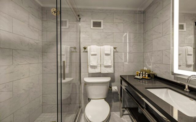 The Admiral, Downtown Historic District