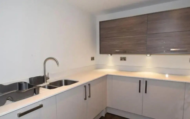 2 Bedroom Luxury Apartment in Leicester