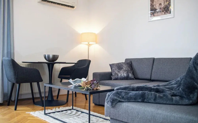 Venus Apartments - Helena Haz