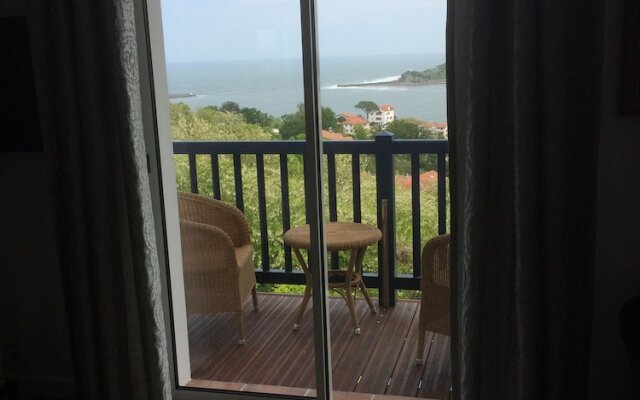 Villa Erresinolettean