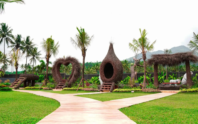 Sabda Alam Hotel Resort