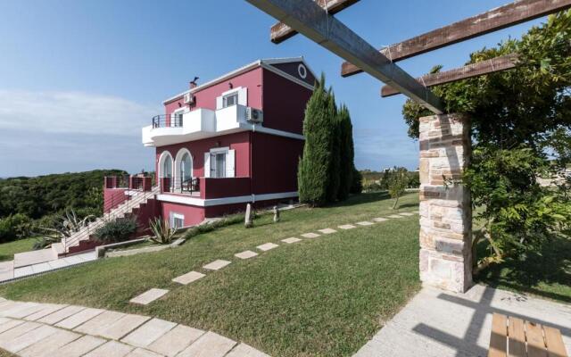 Villa Botzi-The house on the hill