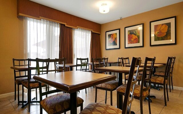 Best Western Plus Executive Inn & Suites