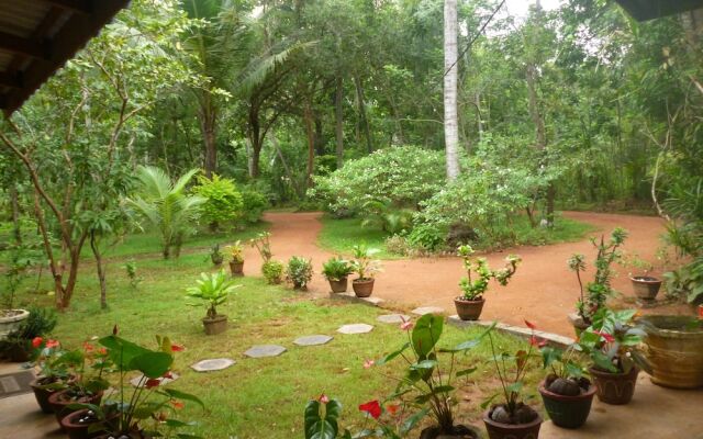 Sigiri Lodge