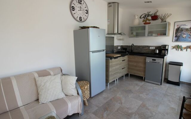 Elegant Holiday Home in Empuriabrava With Pool