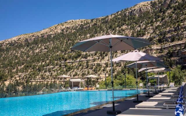 Mist Hotel And Spa By Warwick
