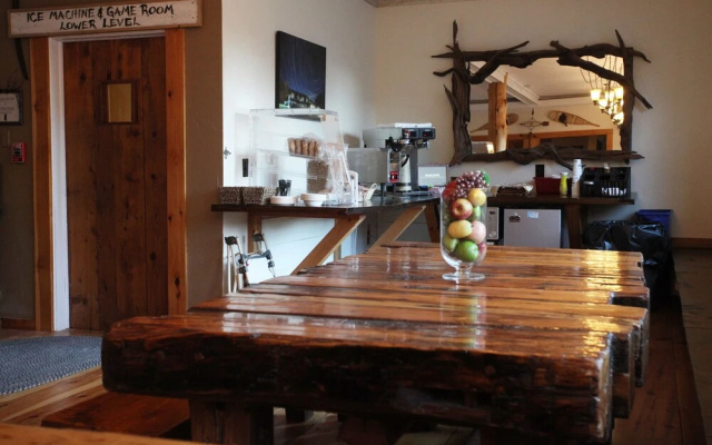 The Trailside Inn