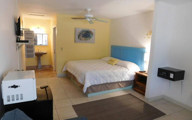 Nokomis Inn and Suites