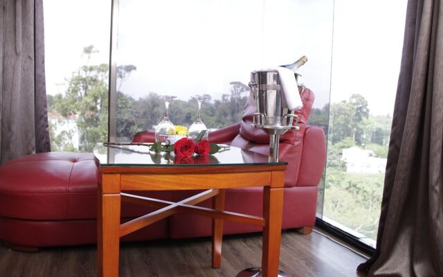 Swiss Lenana Mount Hotel