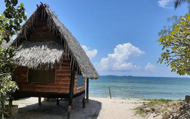 Mikadi Beach Camp