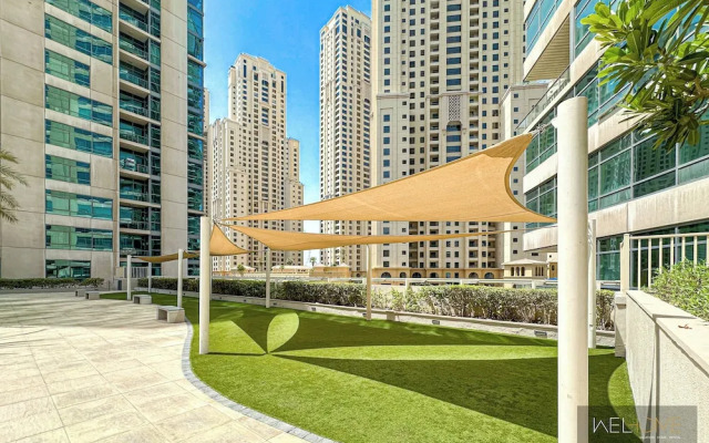 WelHome - Stylish Breathtaking 2BR Apartment in Marina