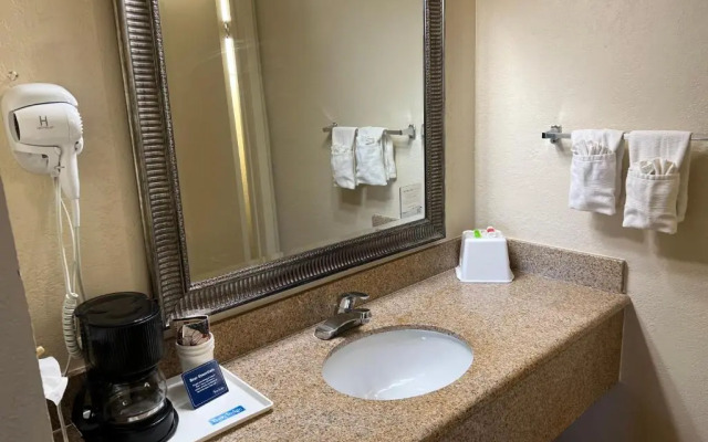 Travelodge By Wyndham Holbrook