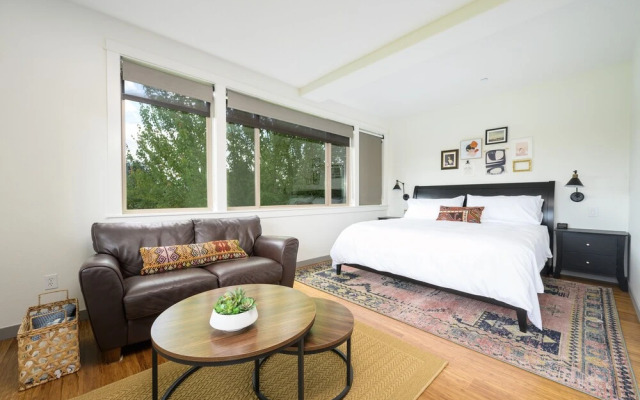 The Setting Inn Willamette Valley