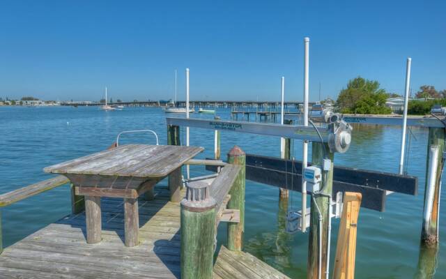 Redfish Cottage Apartment 1