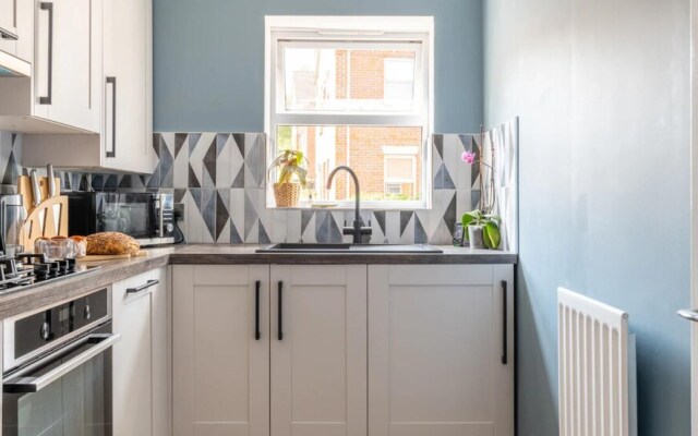 Captivating 2-bed Apartment in Chatham