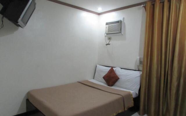 Oyster Plaza Hotel