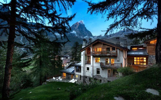 Saint Hubertus Resort